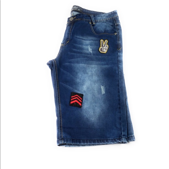 Estivaneli Jean Shorts - Picture 3 of 6